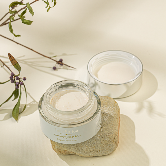 Radiance scrub <tc>&</tc> Whiteness - Perfect Complexion